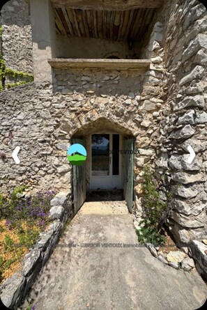 Unclassified image, 4 of 7, button - Vrbo Property (Sault)