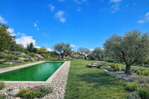 Unclassified image, 3 of 5, button - Farmhouse in the heart of nature, panoramic view, absolute peace and quiet. (Sault)