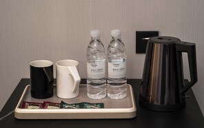 Unclassified image, 2 of 36, button