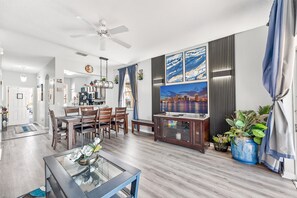 Dining - Magical & Cozy Disney Retreat at Regal Palms Resort (Davenport)