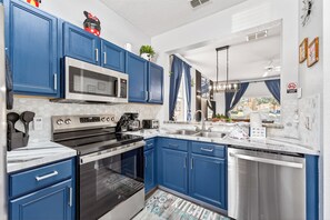 Fridge, microwave, oven, stovetop - Magical & Cozy Disney Retreat at Regal Palms Resort (Davenport)