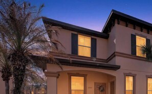 Exterior - Magical & Cozy Disney Retreat at Regal Palms Resort (Davenport)