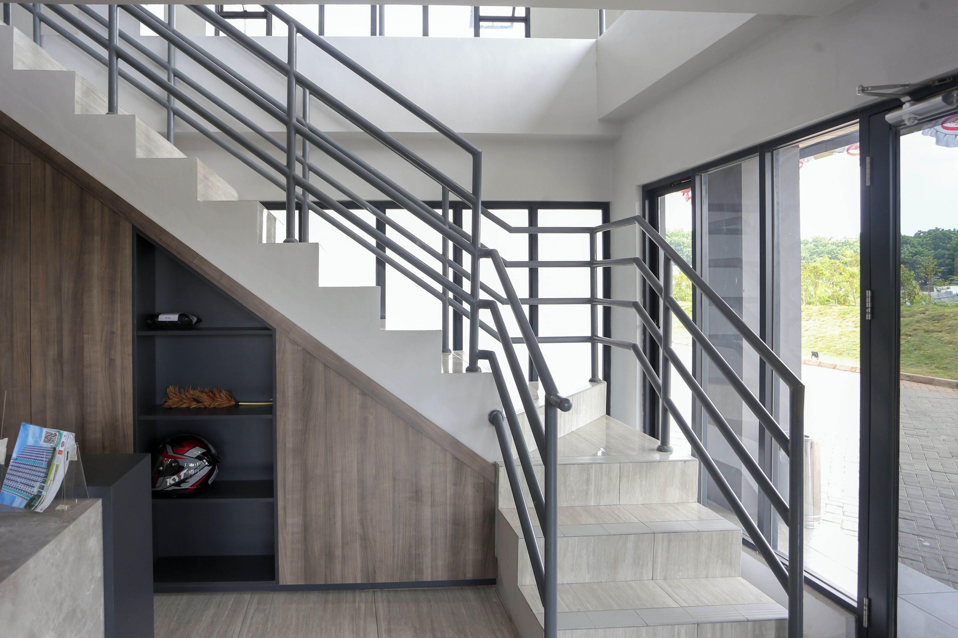 Ledstänger i trappor