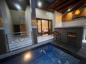 Superior Double Room, Balcony, Pool View - Desta House Ubud (Ubud)