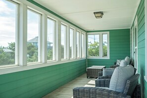 Interior - AV0925 Mermaids Cove - Stunning coastal home close to beach access (Avon)