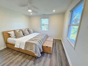 3 bedrooms, iron/ironing board, free WiFi, bed sheets - AV0925 Mermaids Cove - Stunning coastal home close to beach access (Avon)