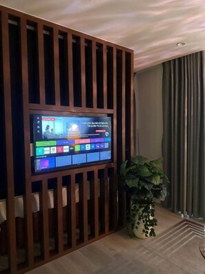 Deluxe Studio - Hanoi House (Hanoi)