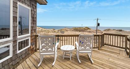 Salty Moon - 4x4 Carova Beach, Oceanfront, Cargo Lift, Pool, Shuffleboard, Dune Deck