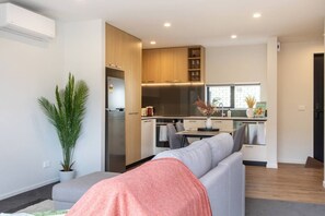 Unclassified image, 4 of 38, button - 2-Bedroom Townhouse Opposite The Palms + Carpark (Christchurch)