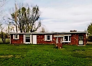 Exterior - 3-bedroom house in serene Westminster with cool AC breeze (Westminster)