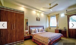 Klassieke tweepersoonskamer, uitzicht op bergen