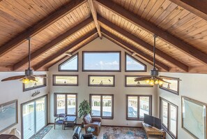 Smart TV - Forgotten Coast Favorite | Beachfront, Family-Ready (Alligator Point)