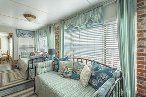 Interior - Beachfront Bliss—No Crowds, Just Coastal Calm (Alligator Point)
