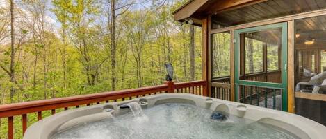 Bain à remous extérieur