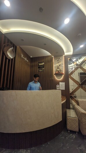 Unclassified image, 2 of 35, button - Shri Dhara Heaven Varanasi (Varanasi)