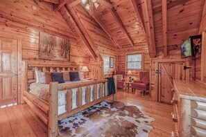 4 makuuhuonetta, silitysrauta/-lauta, ilmainen Wi-Fi, vuodevaatteet