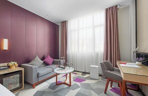 Doppia Romantica, vista città | Area soggiorno