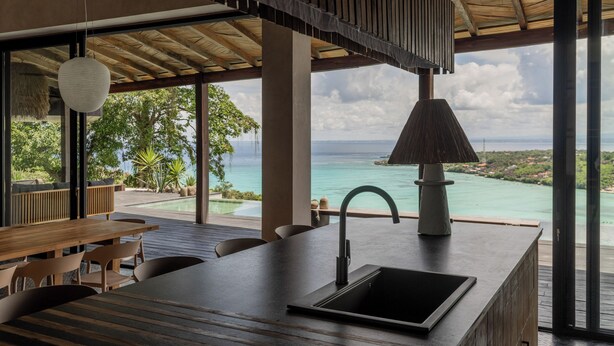 Dining - Villa Odeon (Ceningan Island)