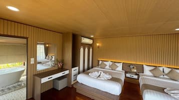 Bar mini, peti besi dalam bilik, dihias secara berasingan