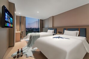 Luxury Twin Room, City View | Desk, laptop workspace, blackout drapes, free WiFi - Buffle Hotel Shenzhen Xixiang Bihaiwan (Shenzhen)