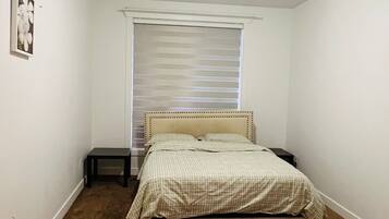 WiFi, bed sheets