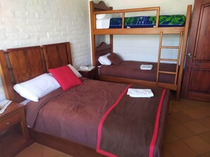 Family Room | Free WiFi - Imperio Real - Hosteria (San Miguel de Salcedo)