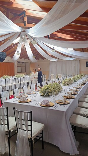 Banquet hall - Imperio Real - Hosteria (San Miguel de Salcedo)