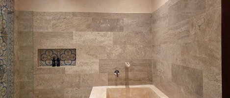 Chambre Deluxe, vue cour intérieure