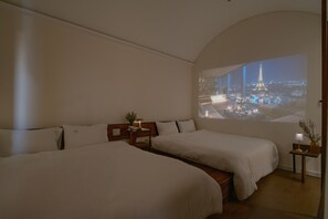 Deluxe Quadruple Room - Amea Homestay (Hue)