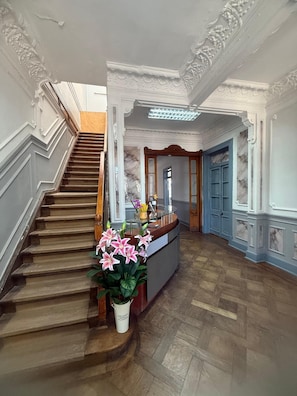 Oklassificerad bild, 2 av 8, knapp