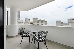 House - The Flamingo Sea Point Prom One Bed Balcony (Cape Town)