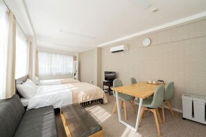 Room - 5min Shinjuku 2min Station Cherry Blossoms 4 Guests WasherILIMA HIGASHI-NAKANO (Tokyo)