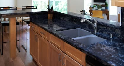 Aptos Hills Getaway - Welcome to Oak Landing