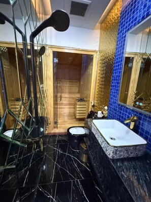 Deluxe Double Room | Free WiFi - Athena Hotel (Thuy Xuan)