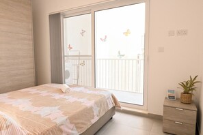 1 slaapkamer, een strijkplank/strijkijzer, gratis wifi, beddengoed