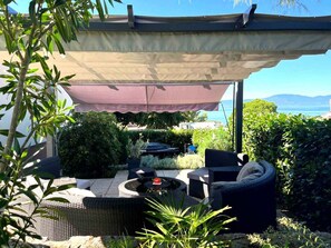 Terrace/patio - Holiday cottage with hot tub (Njivice)