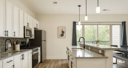 Family & Group Retreat|3 Queens Beds + Pool Table 5th