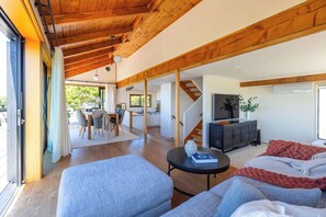 Télévision, espaces bureaux