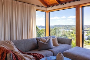 Télévision, espaces bureaux