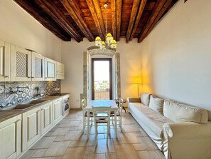 Living area - "Panoramic Place Apartment" (Cagliari)