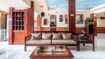 Ruang duduk lobi