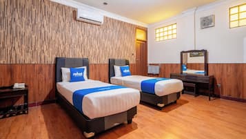 Deluxe Twin Room | Egyptian cotton sheets, premium bedding, desk, free WiFi