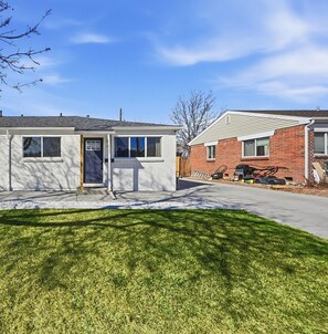 Nicht klassifiziertes Bild, 2 von 26, Schaltfläche