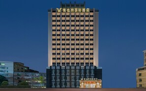 Exterior - Vienna Intl. Hotel Guangzhou North Stn. (Guangzhou)