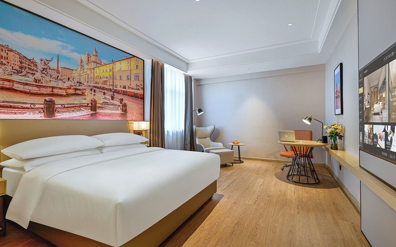 Superior Double Room, City View