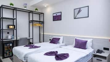 Standard Double or Twin Room, Non Smoking, City View