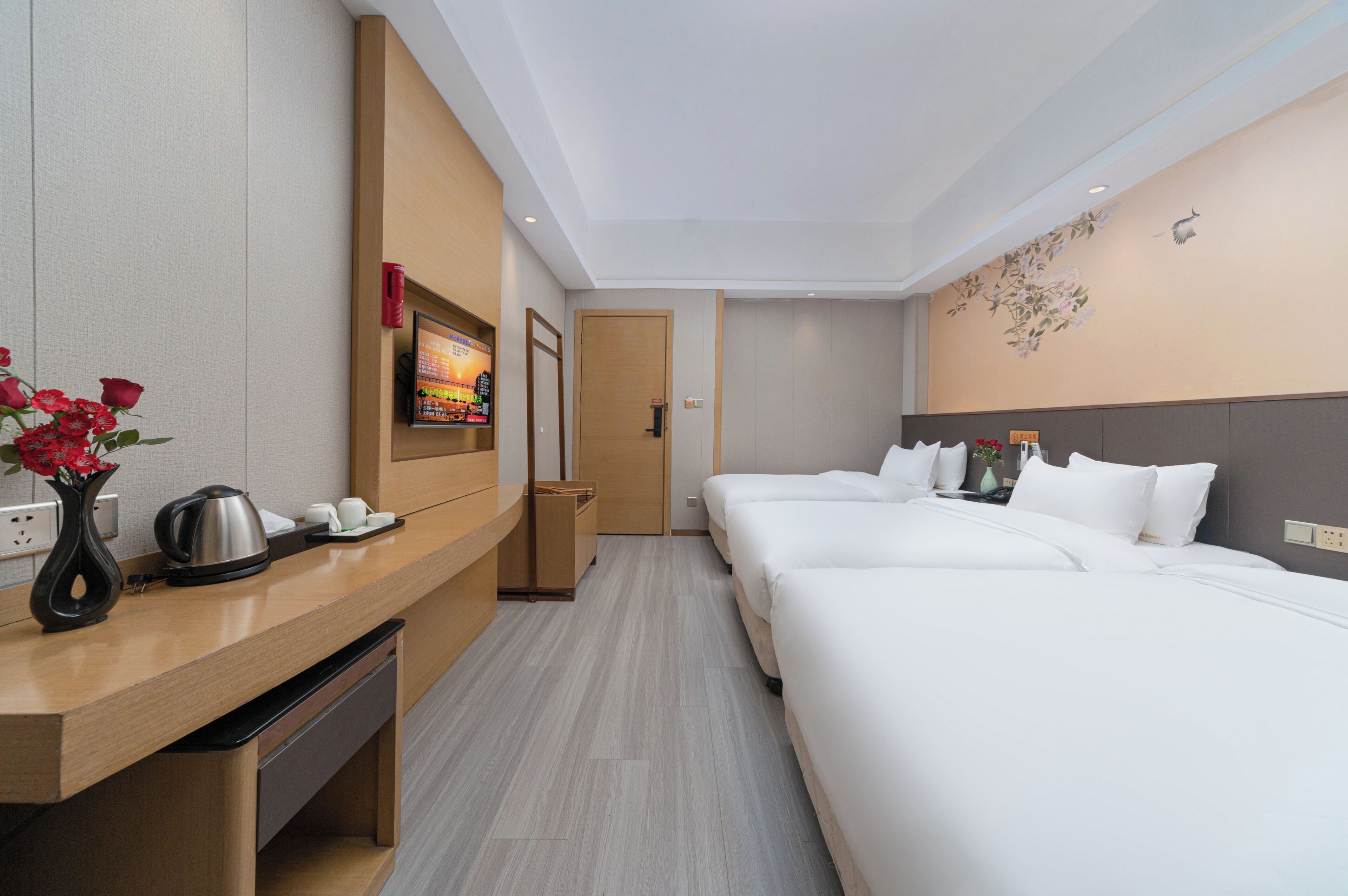 Habitación triple de lujo, vista a la ciudad