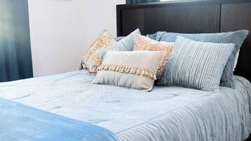 2 bedrooms, desk, free WiFi