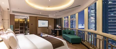 Panoramic Double Room, City View