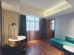 Family Suite, City View - Encore Intl. Hotel Guangzhou Jiangnanxi (Guangzhou)